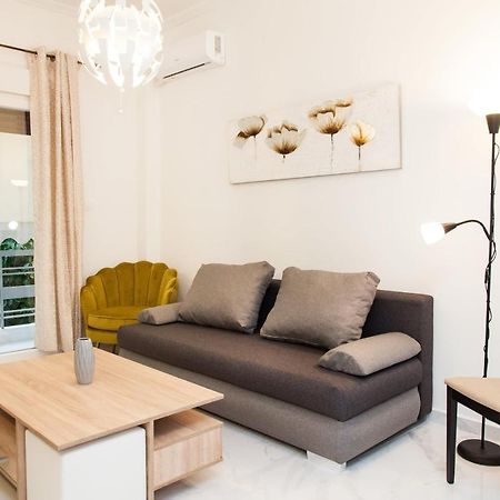 Modern 3-Bedroom Apartment Next To Koridallos Square 피레아스 외부 사진